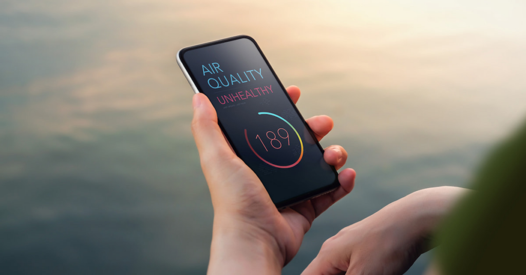 Smart Air Quality Monitors: Apps to Track Pollution in Real-Time 1 Smart Air Quality Monitors