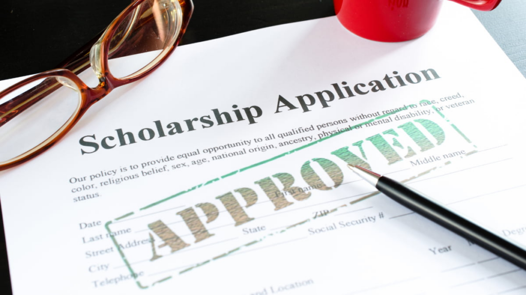 College Sports Scholarships: How to Score and Succeed 1 Sports Scholarships