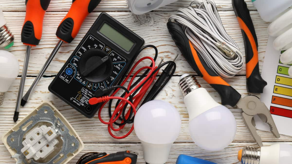 Free Electrician Course: Learn, Get Certified & Boost Your Career 1 Kostenloser Elektriker-Kurs